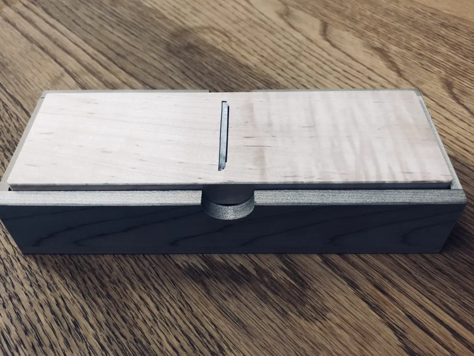 Hyvel för katsuobushi och okaka