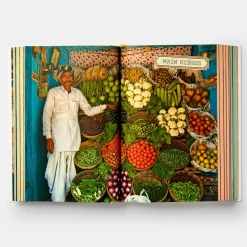 India Cookbook - Pushpesh Pant