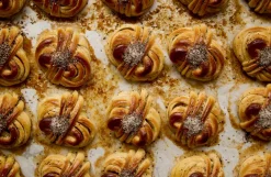 Juno the Bakery - Emil Glaser, Nina Schmiegelow
