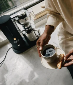 Kaffebryggare i mattsvart - Aarke