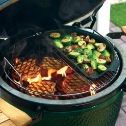 Perforerad grillplatta, halvmåneformad - Big Green Egg - XLarge