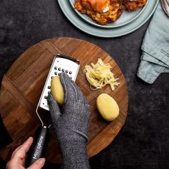 Skyddshandske för rivning och skärning - Microplane