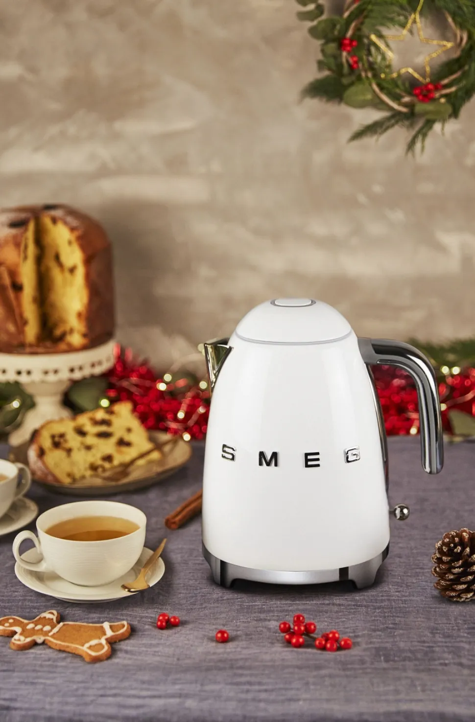 Vattenkokare, 1,7 L, Vit - Smeg